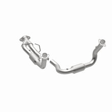 Load image into Gallery viewer, MagnaFlow Exhaust Products 24471 HM Grade Direct-Fit Catalytic Converter for Select Jeep Grand Cherokee