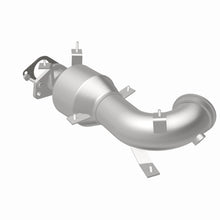 Load image into Gallery viewer, MagnaFlow Exhaust Products 21-697 OEM Grade Direct-Fit Catalytic Converter for Select Fiat 500L, Fiat 500X, Jeep Renegade