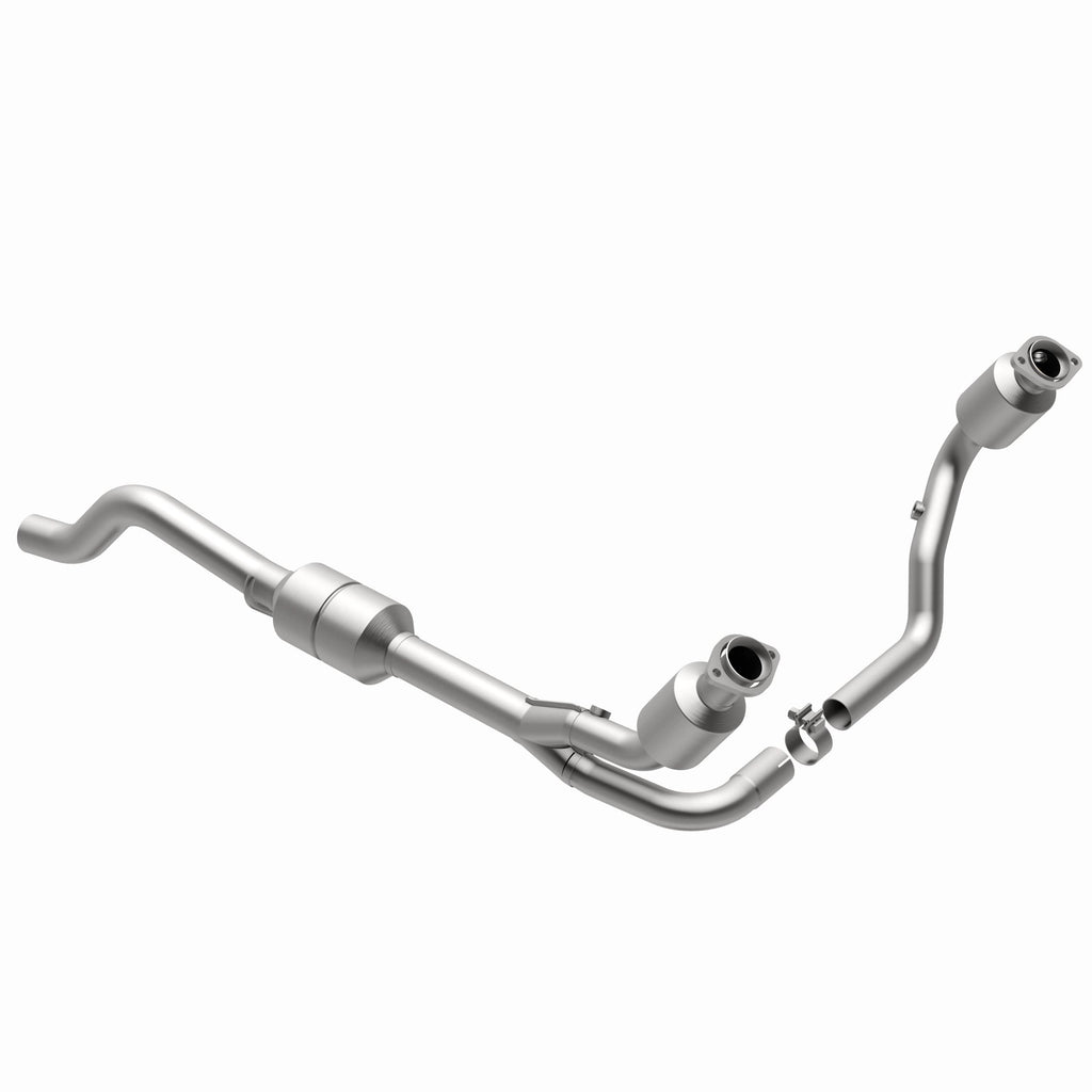 MagnaFlow Exhaust Products 51338 OEM Grade Direct-Fit Catalytic Converter for Select Dodge Durango