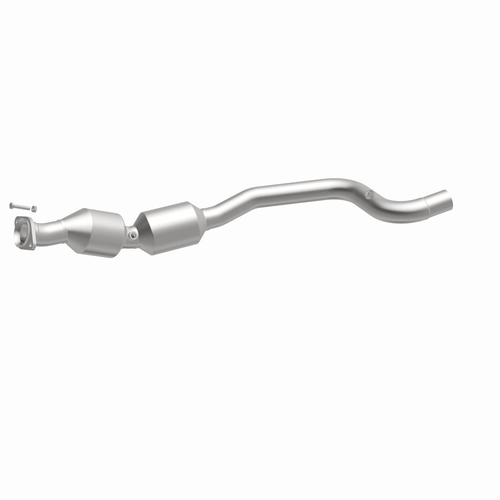 MagnaFlow Exhaust Products 21-536 OEM Grade Direct-Fit Catalytic Converter for Select Land Rover Range Rover, Land Rover Range Rover Sport
