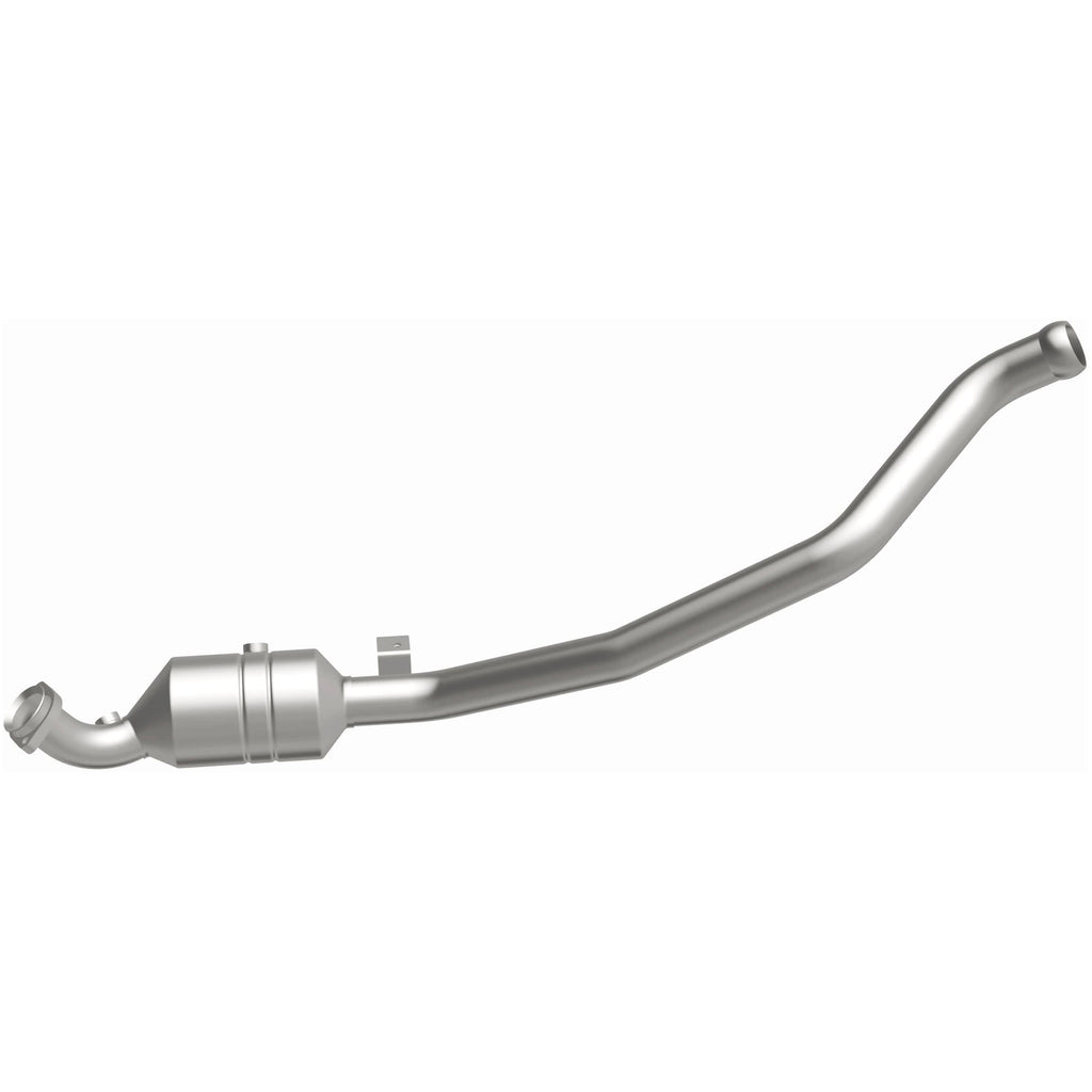 MagnaFlow Exhaust Products 52178 OEM Grade Direct-Fit Catalytic Converter for Select Mercedes-Benz R350