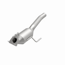 Load image into Gallery viewer, MagnaFlow Exhaust Products 24186 HM Grade Direct-Fit Catalytic Converter for Select Volkswagen Touareg