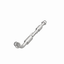 Load image into Gallery viewer, MagnaFlow Exhaust Products 5582703 California CARB Direct-Fit Catalytic Converter for Select Toyota Tacoma