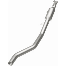 Load image into Gallery viewer, MagnaFlow Exhaust Products 5551173 California CARB Direct-Fit Catalytic Converter for Select Mercedes-Benz GL450, Mercedes-Benz GL550, Mercedes-Benz ML550