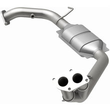 Load image into Gallery viewer, MagnaFlow Exhaust Products 23636 HM Grade Direct-Fit Catalytic Converter for Select Isuzu Rodeo, Isuzu Rodeo Sport