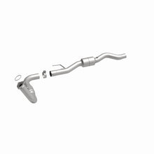 Load image into Gallery viewer, MagnaFlow Exhaust Products 447260 California CARB Direct-Fit Catalytic Converter for Select Chevrolet Avalanche 2500, Chevrolet Suburban