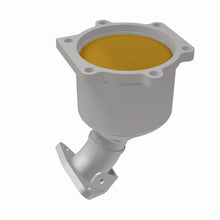 Load image into Gallery viewer, MagnaFlow Exhaust Products 452806 California CARB Direct-Fit Catalytic Converter for Select Nissan Sentra