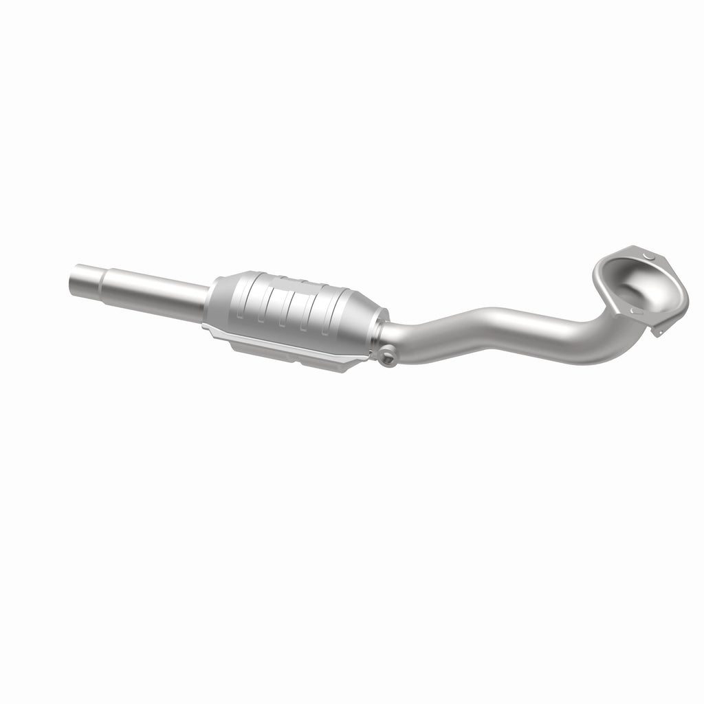MagnaFlow Exhaust Products 22923 Standard Grade Direct-Fit Catalytic Converter for Select Volkswagen Golf, Volkswagen Jetta