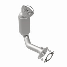 Load image into Gallery viewer, MagnaFlow Exhaust Products 52097 OEM Grade Direct-Fit Catalytic Converter for Select Chevrolet Equinox, Pontiac Torrent, Suzuki XL-7