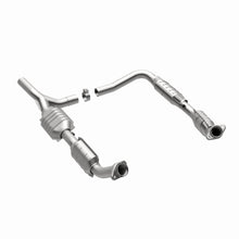 Load image into Gallery viewer, MagnaFlow Exhaust Products 51640 OEM Grade Direct-Fit Catalytic Converter for Select Ford E-150, Ford E-250