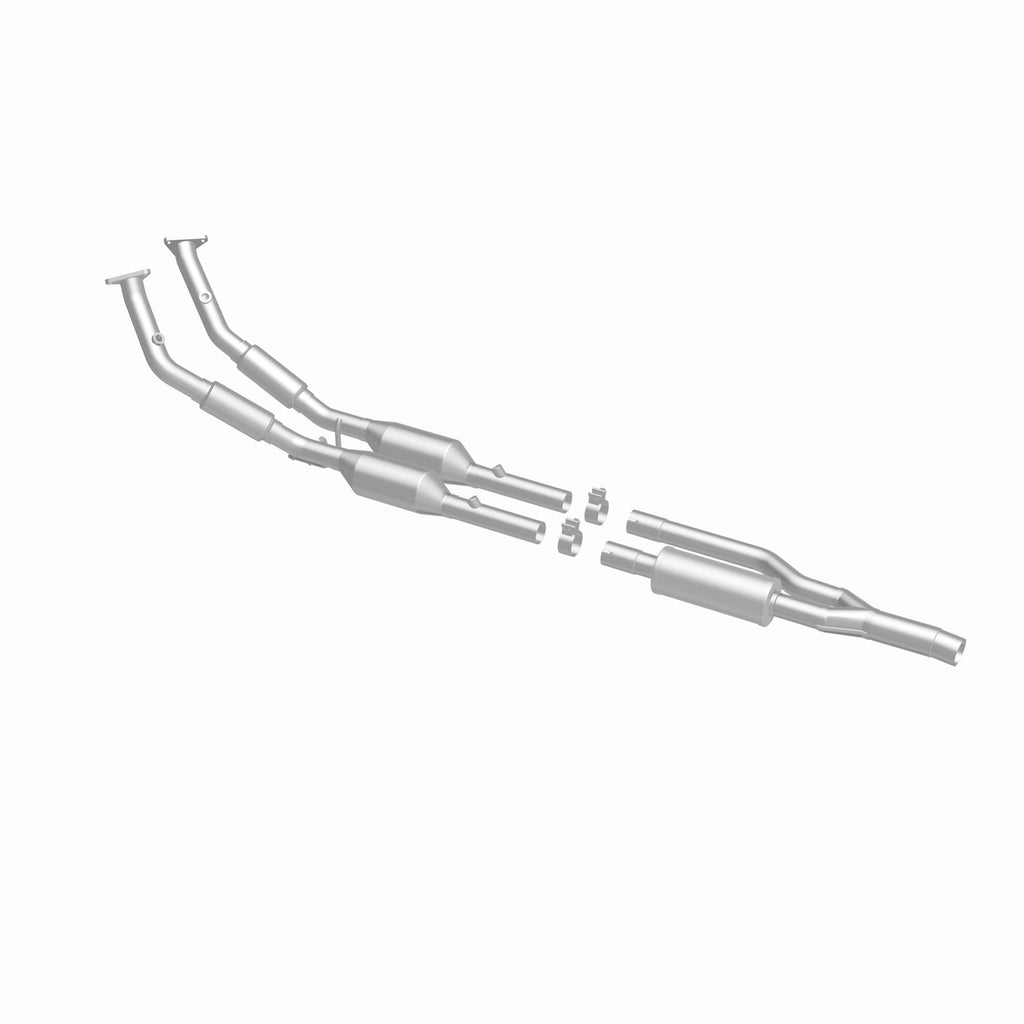 MagnaFlow Exhaust Products 5461873 California CARB Direct-Fit Catalytic Converter for Select Audi A3 Quattro, Volkswagen R32