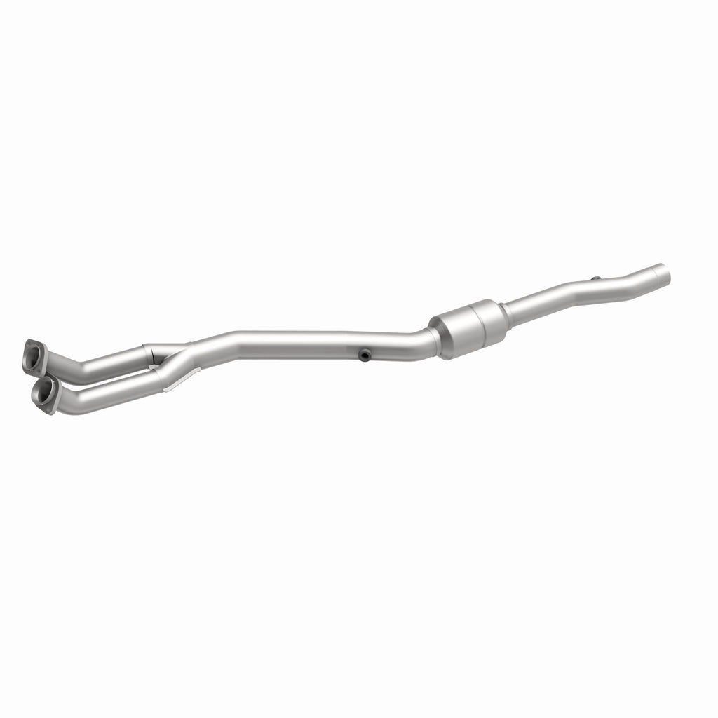MagnaFlow Exhaust Products 4481687 California CARB Direct-Fit Catalytic Converter for Select BMW 840Ci