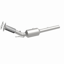 Load image into Gallery viewer, MagnaFlow Exhaust Products 5661377 California CARB Direct-Fit Catalytic Converter for Select Volkswagen Beetle