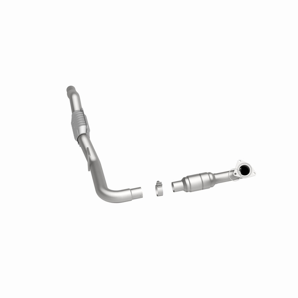 MagnaFlow Exhaust Products 49667 OEM Grade Direct-Fit Catalytic Converter for Select Chevrolet Silverado HD, Chevrolet Silverado 2500, Chevrolet Suburban 2500, GMC Sierra HD, GMC Sierra 2500, GMC Sierra HD, GMC Yukon XL