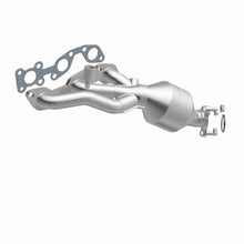 Load image into Gallery viewer, MagnaFlow Exhaust Products 447193 California CARB Manifold Catalytic Converter for Select Nissan Frontier