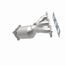Load image into Gallery viewer, MagnaFlow Exhaust Products 52167 OEM Grade Manifold Catalytic Converter for Select Land Rover LR2