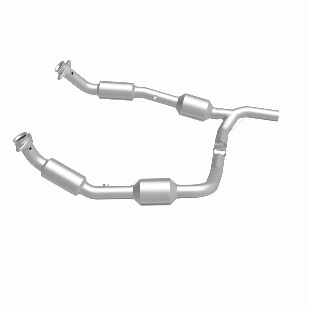 MagnaFlow Exhaust Products 5582640 California CARB Direct-Fit Catalytic Converter for Select Ford E-150, Ford E-250