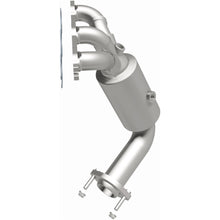 Load image into Gallery viewer, MagnaFlow Exhaust Products 51061 OEM Grade Manifold Catalytic Converter for Select Chrysler Pacifica, Chrysler Sebring, Chrysler Town &amp; Country, Dodge Avenger, Dodge Grand Caravan, Dodge Journey, Volkswagen Routan