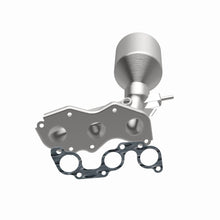 Load image into Gallery viewer, MagnaFlow Exhaust Products 52580 OEM Grade Manifold Catalytic Converter for Select Toyota Avalon, Toyota Venza