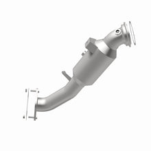 Load image into Gallery viewer, MagnaFlow Exhaust Products 280198 OEM Grade Direct-Fit Catalytic Converter for Select Chevrolet Colorado, Chevrolet Silverado 1500, Chevrolet Silverado LTD, GMC Canyon, GMC Sierra 1500, GMC Sierra Limited