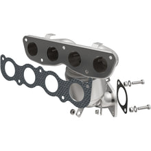 Load image into Gallery viewer, MagnaFlow Exhaust Products 5531081 California CARB Manifold Catalytic Converter for Select Kia Forte
