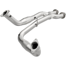 Load image into Gallery viewer, MagnaFlow Exhaust Products 16423 Metallic Grade Direct-Fit Catalytic Converter for Select Jeep Grand Cherokee