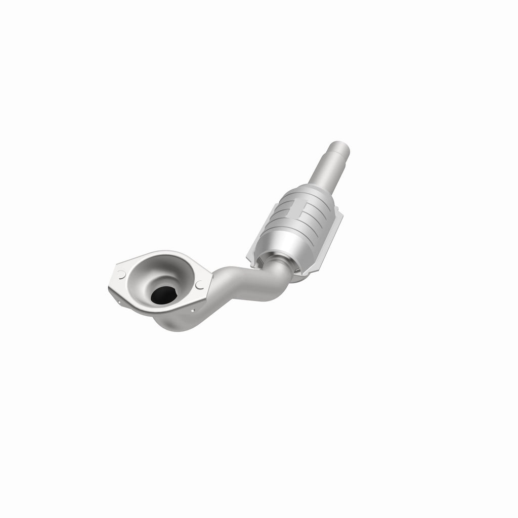 MagnaFlow Exhaust Products 22923 Standard Grade Direct-Fit Catalytic Converter for Select Volkswagen Golf, Volkswagen Jetta