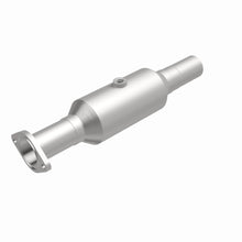 Load image into Gallery viewer, MagnaFlow Exhaust Products 5561288 California CARB Direct-Fit Catalytic Converter for Select Ford Fusion, Mercury Milan