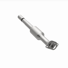 Load image into Gallery viewer, MagnaFlow Exhaust Products 5571034 California CARB Direct-Fit Catalytic Converter for Select Mitsubishi Galant