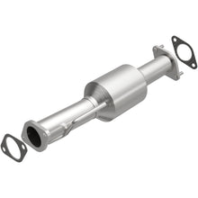 Load image into Gallery viewer, MagnaFlow Exhaust Products 5592579 California CARB Direct-Fit Catalytic Converter for Select Buick Enclave, Chevrolet Traverse, GMC Acadia, Saturn Outlook