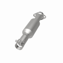 Load image into Gallery viewer, MagnaFlow Exhaust Products 5592518 California CARB Direct-Fit Catalytic Converter for Select Ford Escape, Mercury Mariner