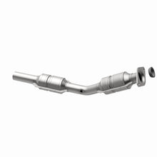Load image into Gallery viewer, MagnaFlow Exhaust Products 454200 California CARB Direct-Fit Catalytic Converter for Select Toyota Corolla, Toyota Matrix