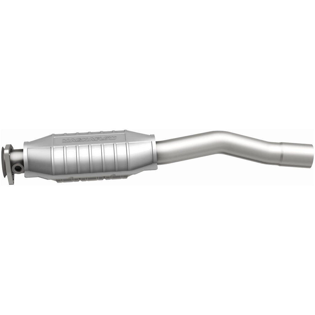 MagnaFlow Exhaust Products 23949 Standard Grade Direct-Fit Catalytic Converter for Select Volvo 740, Volvo 745, Volvo 760, Volvo 940