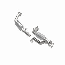 Load image into Gallery viewer, MagnaFlow Exhaust Products 444034 California CARB Direct-Fit Catalytic Converter for Select Ford Taurus, Mercury Sable