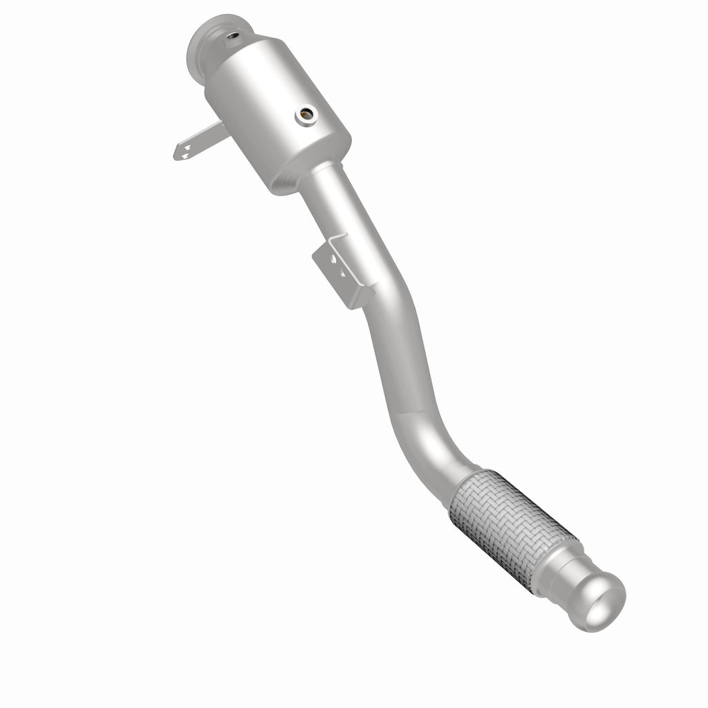 MagnaFlow Exhaust Products 21-897 OEM Grade Direct-Fit Catalytic Converter for Select Mercedes-Benz Metris