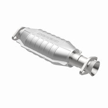 Load image into Gallery viewer, MagnaFlow Exhaust Products 93286 HM Grade Direct-Fit Catalytic Converter for Select Mitsubishi Montero