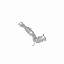 Load image into Gallery viewer, MagnaFlow Exhaust Products 5561087 California CARB Direct-Fit Catalytic Converter for Select Volvo S60, Volvo V70