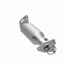 Load image into Gallery viewer, MagnaFlow Exhaust Products 5481668 California CARB Direct-Fit Catalytic Converter for Select Nissan Frontier, Nissan Pathfinder, Nissan Xterra