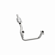 Load image into Gallery viewer, MagnaFlow Exhaust Products 93307 Standard Grade Direct-Fit Catalytic Converter for Select Ford Bronco, Ford F-150, Ford F-250
