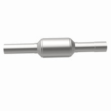 Load image into Gallery viewer, MagnaFlow Exhaust Products 3391474 California CARB Direct-Fit Catalytic Converter for Select Chevrolet Astro, Chevrolet C1500, Chevrolet C2500, Chevrolet K1500, Chevrolet K2500, GMC C1500, GMC C2500, GMC K1500, GMC K2500, GMC Safari