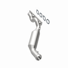 Load image into Gallery viewer, MagnaFlow Exhaust Products 5551237 California CARB Manifold Catalytic Converter for Select BMW X5