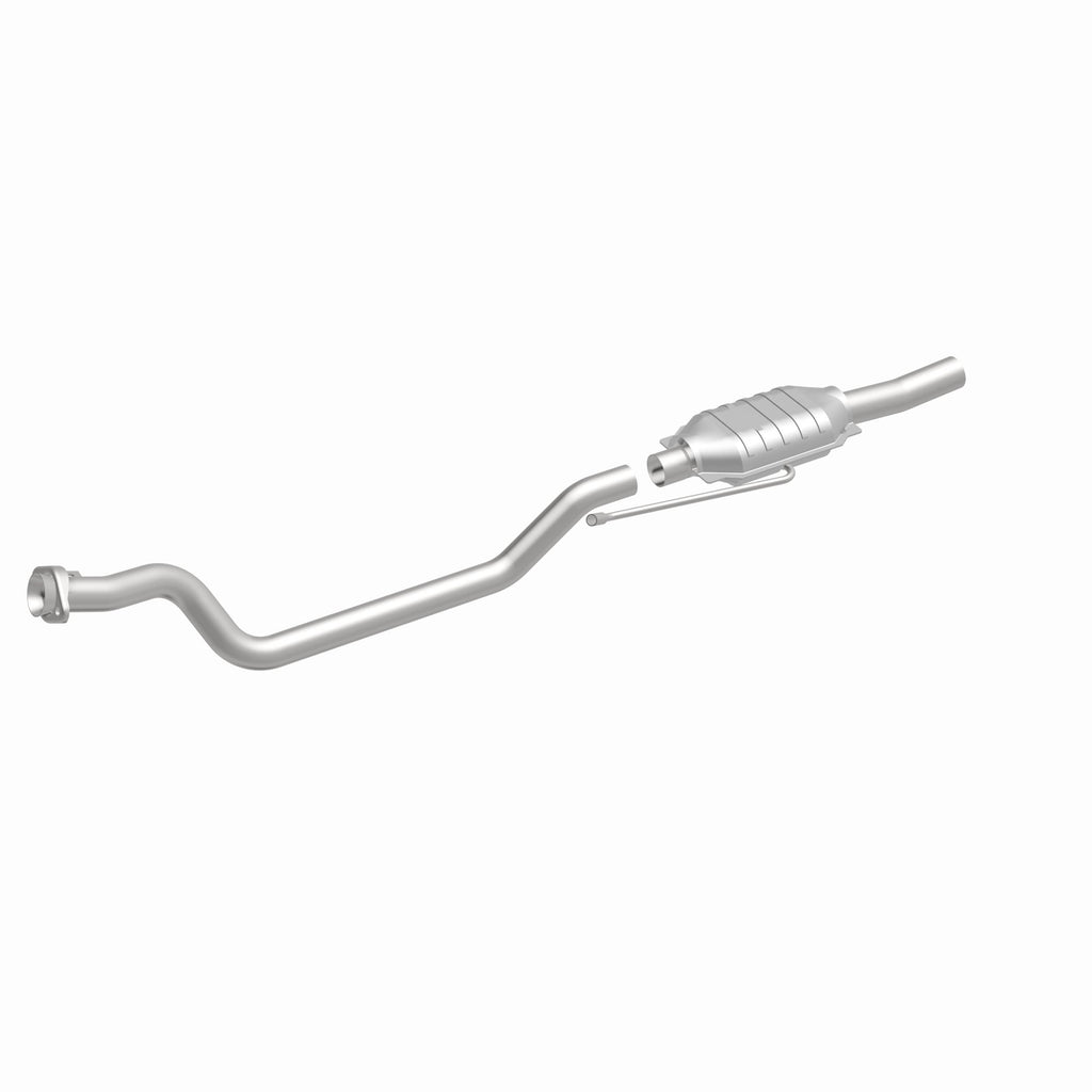 MagnaFlow Exhaust Products 93301 Standard Grade Direct-Fit Catalytic Converter for Select Ford E-150 Econoline, Ford E-150 Econoline Club Wagon, Ford E-250 Econoline, Ford E-250 Econoline Club Wagon, Ford E-350 Econoline, Ford E-350 Econoline Club Wagon,