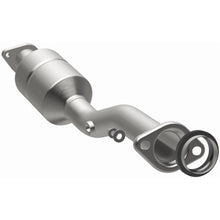 Load image into Gallery viewer, MagnaFlow Exhaust Products 5671272 California CARB Direct-Fit Catalytic Converter for Select Nissan Sentra