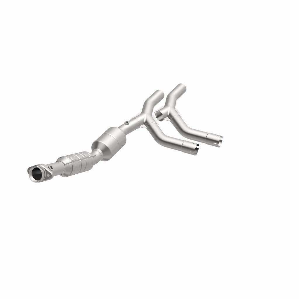 MagnaFlow Exhaust Products 24308 HM Grade Direct-Fit Catalytic Converter for Select Ford E-150, Ford E-150 Club Wagon, Ford E-250