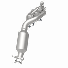 Load image into Gallery viewer, MagnaFlow Exhaust Products 5582431 California CARB Manifold Catalytic Converter for Select Toyota 4Runner, Toyota FJ Cruiser