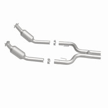 Load image into Gallery viewer, MagnaFlow Exhaust Products 5561001 California CARB Direct-Fit Catalytic Converter for Select Ford Mustang