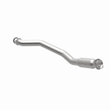 Load image into Gallery viewer, MagnaFlow Exhaust Products 21-578 OEM Grade Direct-Fit Catalytic Converter for Select Jeep Grand Cherokee