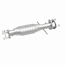 Load image into Gallery viewer, MagnaFlow Exhaust Products 23497 HM Grade Direct-Fit Catalytic Converter for Select Chevrolet S10, GMC Sonoma, Isuzu Hombre