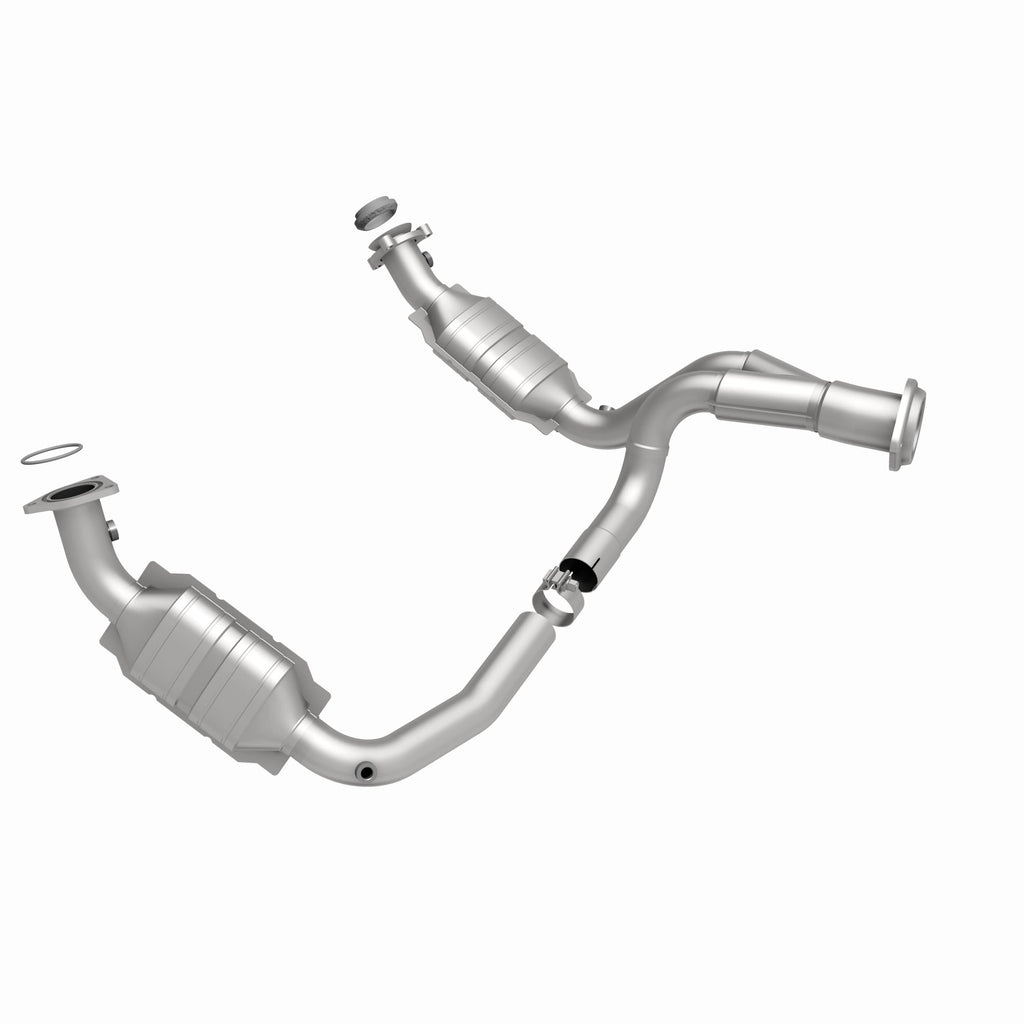 MagnaFlow Exhaust Products 49631 OEM Grade Direct-Fit Catalytic Converter for Select Cadillac Escalade, Cadillac Escalade ESV, Cadillac Escalade EXT, Chevrolet Silverado 1500, Chevrolet Tahoe, GMC Sierra 1500, GMC Yukon, GMC Yukon XL