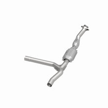 Load image into Gallery viewer, MagnaFlow Exhaust Products 447122 California CARB Direct-Fit Catalytic Converter for Select Ford Expedition, Ford F-150